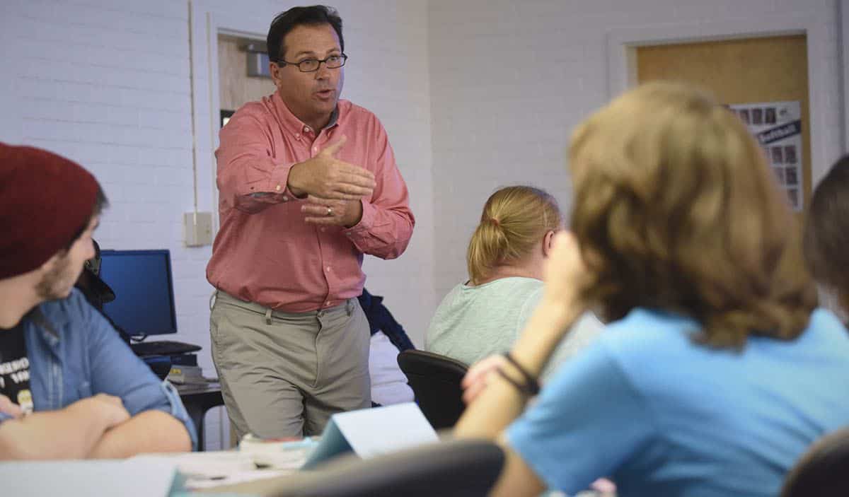 Accounting technology education, higher education, college classroom, student learning.