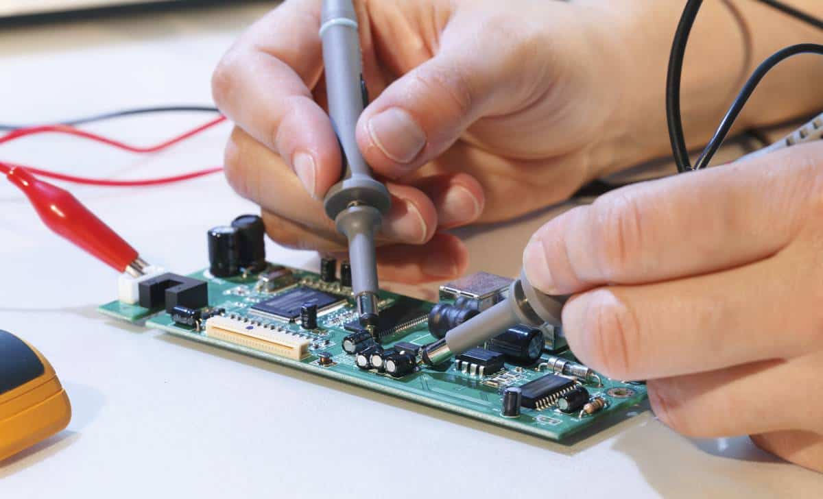 Laser and Photonics Technician