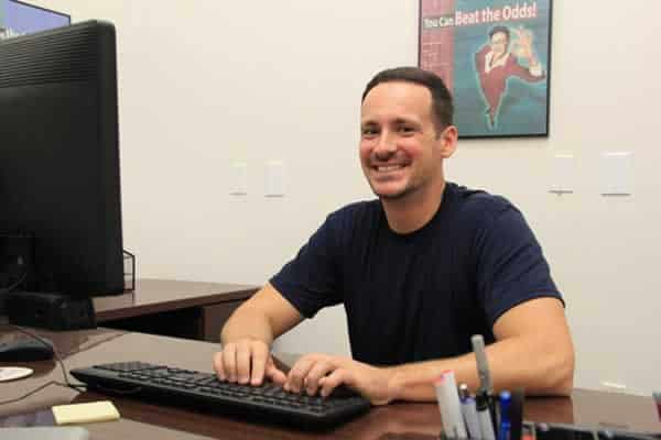 Accessible ALT text highlighting veteran-friendly college environment.