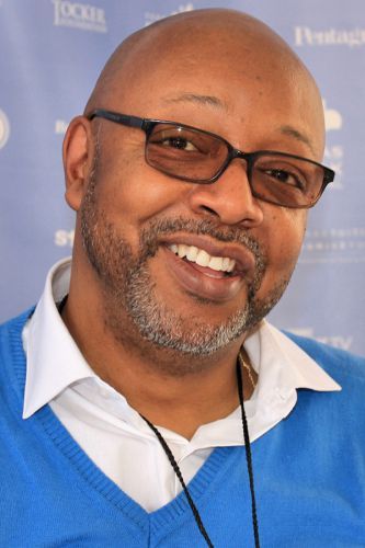 Leonard Pitts, Pulitzer Prize-winning columnist, speaking at Pensacola State College event.