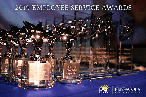 Highly optimized ALT text for higher education and college recognition events.
