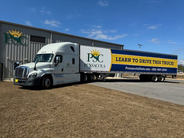 decorative image of 5afb31c3e4d674ff3c80ebdd7d513320-Full-Rig , Commercial Vehicle Driving 2024-04-29 11:17:25