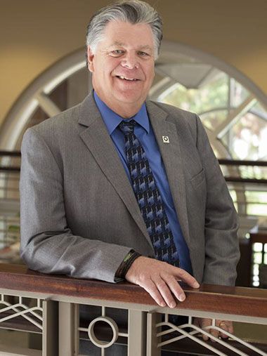 Bob Culkeen, Florida Public Media vice chair, at a professional event.