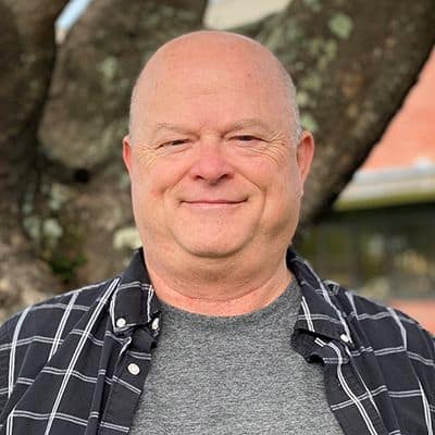 College theater director to be inducted into FCSAA Hall of Fame for contributions to performing arts.