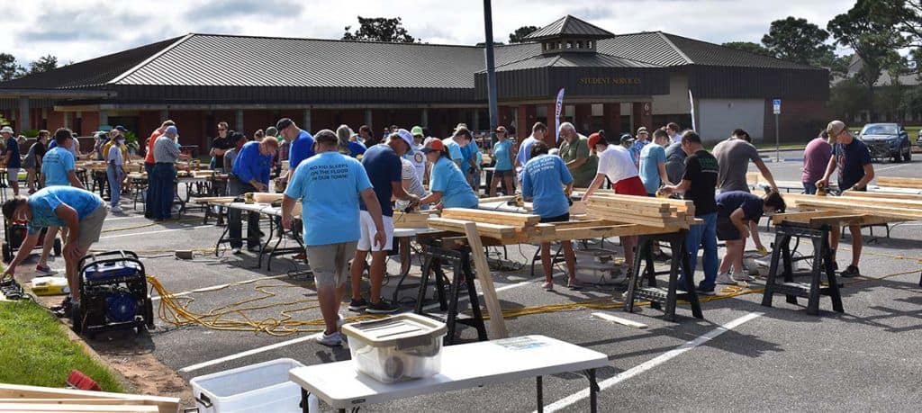decorative image of volunteers , Massive turnout of volunteers at PSC for Sleep in Heavenly Peace Bed Build 2021-10-20 13:33:12