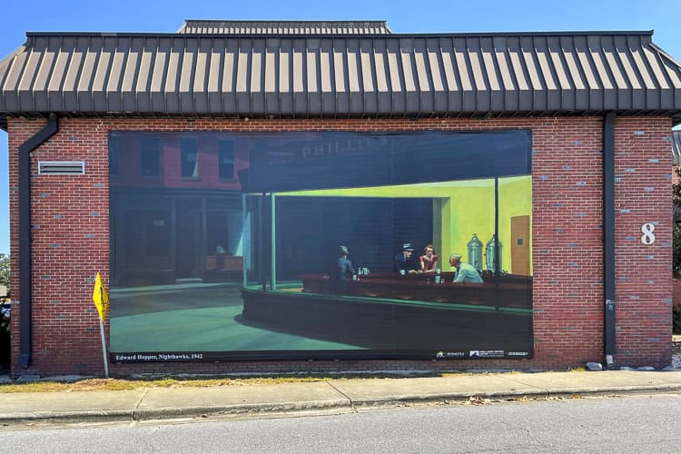 decorative image of outdoor-gallery-1-2_1 , Farewell, van Gogh&rsquo;s &lsquo;Starry Night,&rsquo; Hello Hopper&rsquo;s &lsquo;Nighthawks&rsquo; 2022-11-10 11:53:53