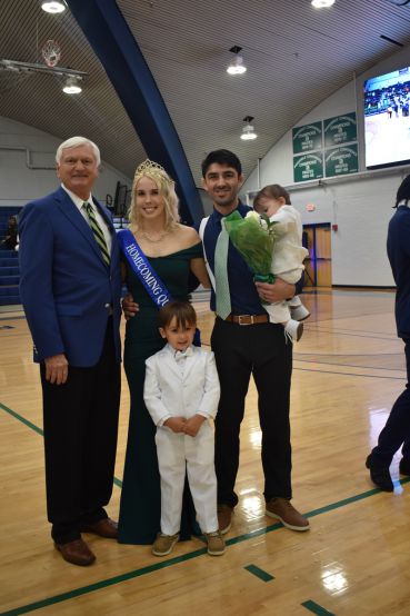 PSC nursing students crowned 2023 Homecoming Queen and King in a celebratory event.